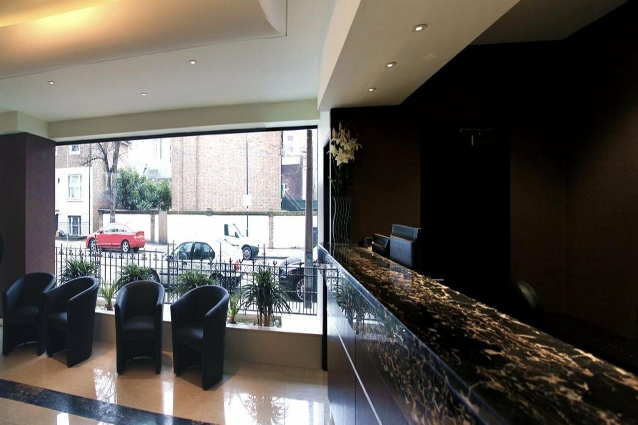 Hotel Lily London Exterior photo
